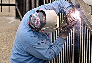 gate repair Manhattan Beach CA